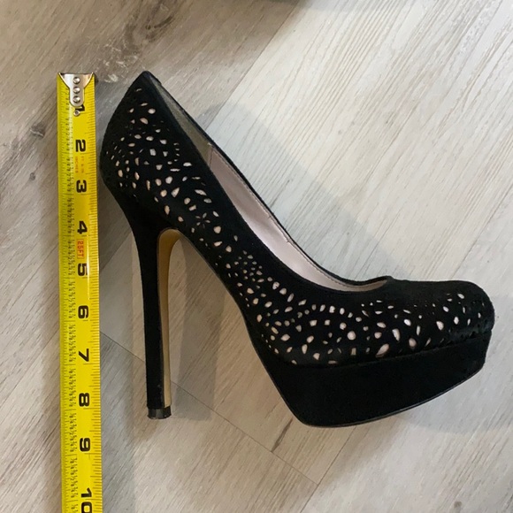 Steve Madden Heels size 8 - Picture 2 of 10